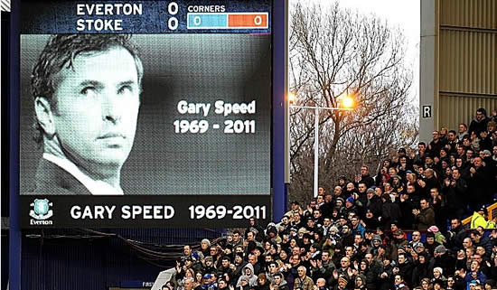 Speedo’s dad leads Goodison tribute