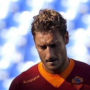 Totti outburst adds to Roma troubles