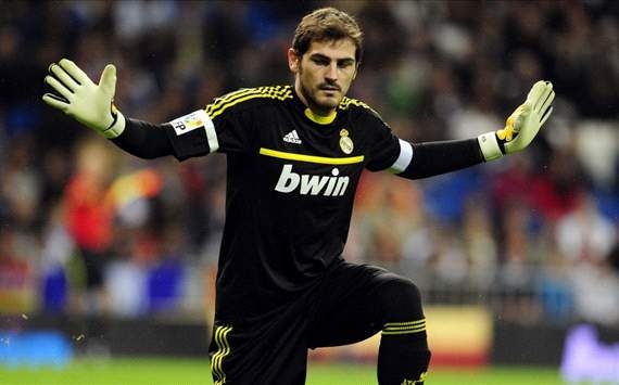 Real Madrid's Iker Casillas has street named after him in Mostoles