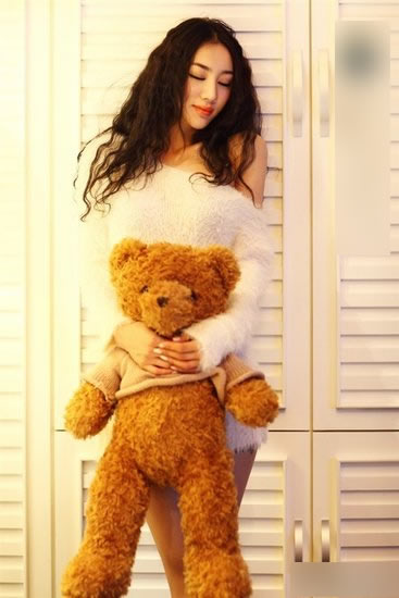 Football baby Olwen 2012 Sexy Photo