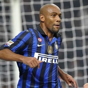 Maicon agent scoffs at PSG link rumours