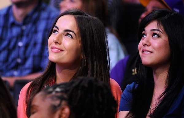 Tell you why Hollywood stars favour Lakers!