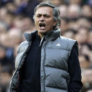 Mourinho faces Real revolt