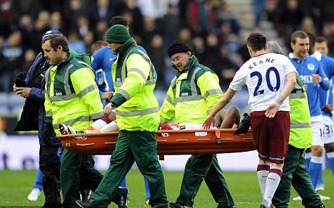 England blow as Bent ruled out of Holland clash with ankle injury