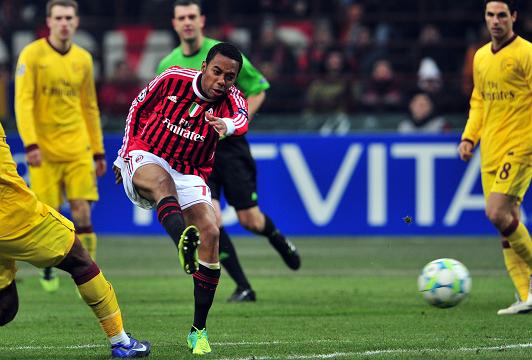Robinho: Arsenal can forget a miracle