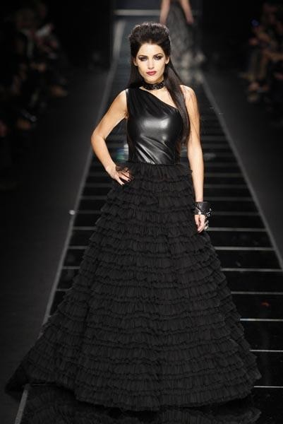 Wesley Sneijder's wife - Yolanthe Sneijder Cabau's pics