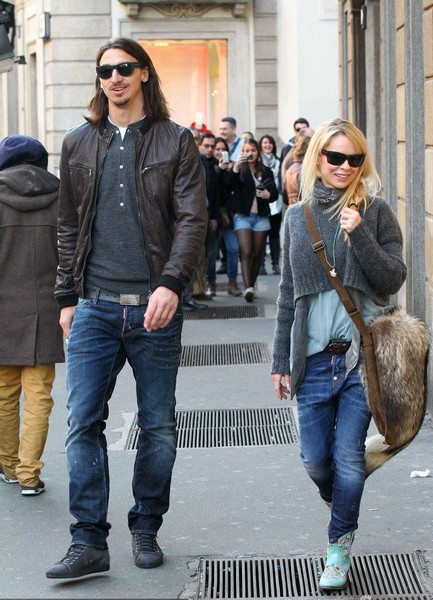 Sweden player Zlatan Ibrahimovic gose shopping with his wife