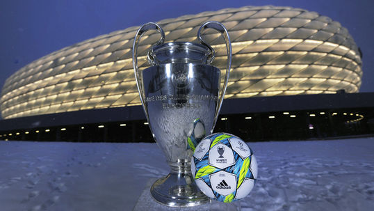 Beckenbauer dreams of Bayern-Barca