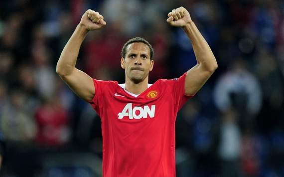 Ferdinand hails Manchester United's 'inspirational' Giggs and Scholes