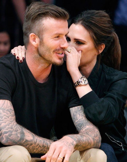Victoria Beckham and David KISS on camera at LA Lakers game, look SO in love