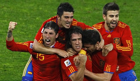 Puyol set to miss Euro 2012 as Spain defender is sidelined with knee injury