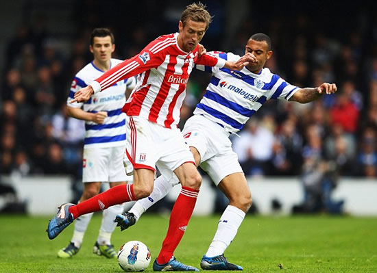 Late strike... Hotshot Carroll hits form at ideal time to force his way into Roy's 23