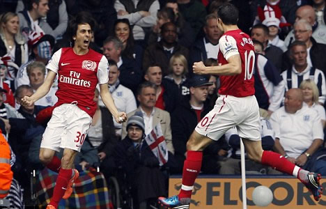 Wenger to hold RVP talks before Euro 2012 after Gunners secure third-place