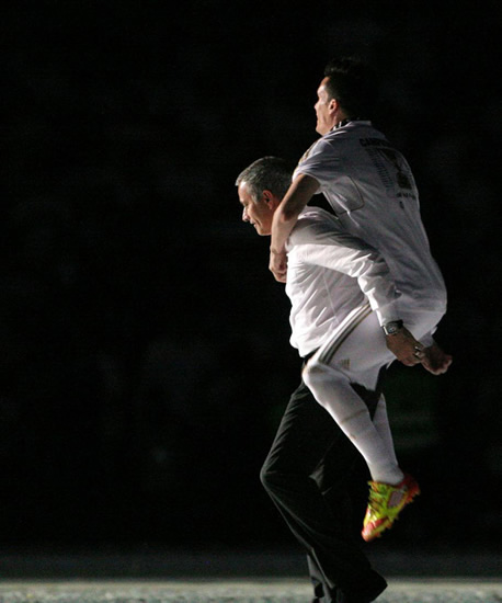 Real Madrid's title celebration - Real Madrid hit 100-points mark in La Liga final