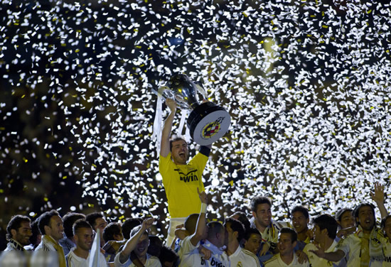 Real Madrid's title celebration - Real Madrid hit 100-points mark in La Liga final