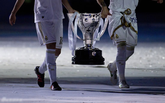 Real Madrid's title celebration - Real Madrid hit 100-points mark in La Liga final