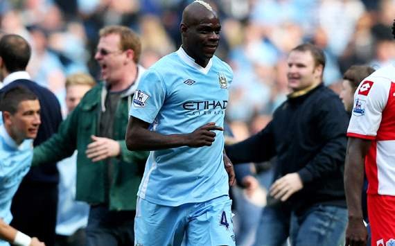 Balotelli misses Manchester City title celebrations