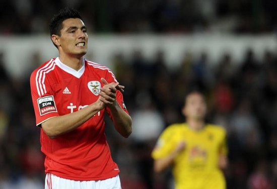 Chelsea and Everton target told he can leave Benfica