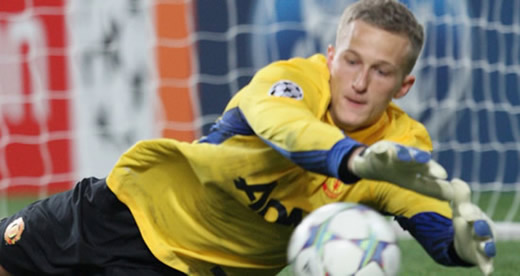 Lindegaard given OK by Danes - Danish shot-stopper proves to Olsen that he's fit