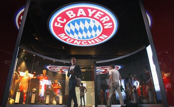 Bayern München opened the exhibition hall to public