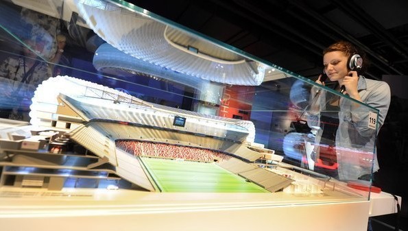 Bayern München opened the exhibition hall to public