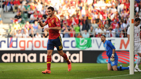 Debutant Adrian fires Spain to victory