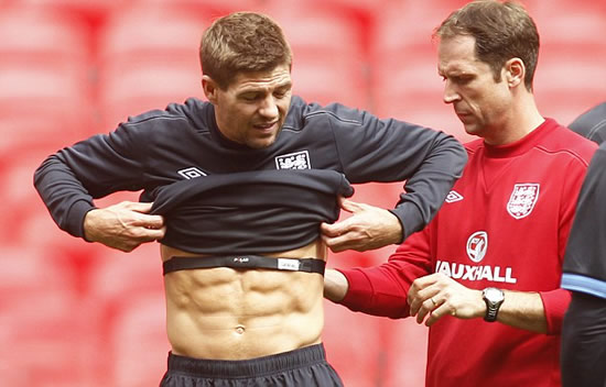 Gerrard backs Henderson to fulfill potential at Euros and fill void left by Lampard and Barry