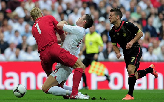 Rio's rage! Ferdinand camp blast Hodgson over fresh Euro 2012 snub as Kop kid Kelly replaces Cahill