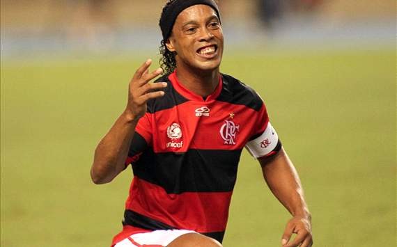 The former Inter stirker has now admitted that the very public nature of Ronaldinho's divorce from Flamengo, the low-light of which was a foul-mouthed attack on the player by the club's vice-president