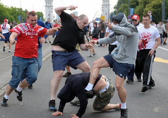 Warsaw turns into a war zone with more than 100 arrested before Poland v Russia