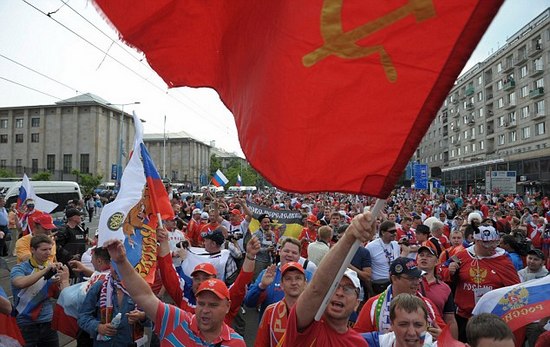 Warsaw turns into a war zone with more than 100 arrested before Poland v Russia