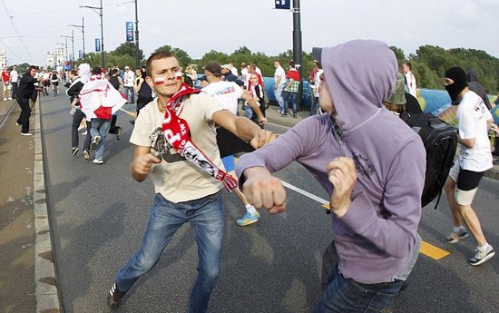 Warsaw turns into a war zone with more than 100 arrested before Poland v Russia