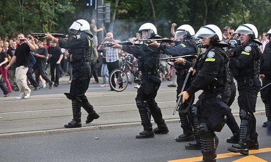 Warsaw turns into a war zone with more than 100 arrested before Poland v Russia