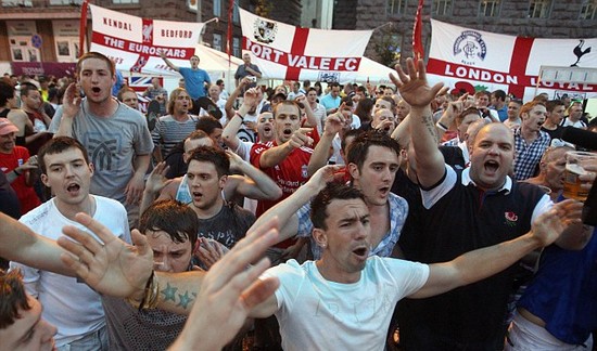 England and Sweden fans kept apart after drunken chanting in Kiev fan zone