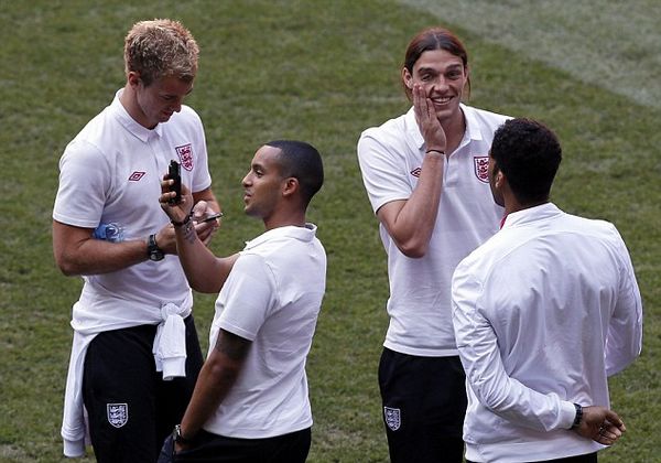 Roy's boys are in the mood! England are a far cry from the rabble of South Africa
