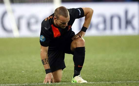Sneijder demands changes after Netherlands' exit from Euro 2012