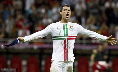 Ian Ladyman's Euro 2012 diary: Ronaldo shows he's not so bad with special message