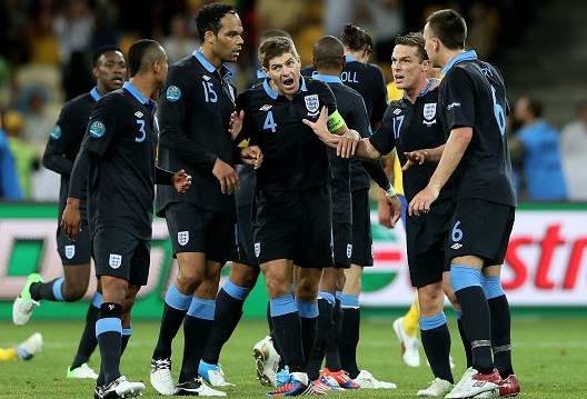 Rio Ferdinand thinks England have a special team unity