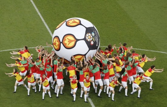 Portugal 0 Spain 0 (aet, 2-4 on pens)