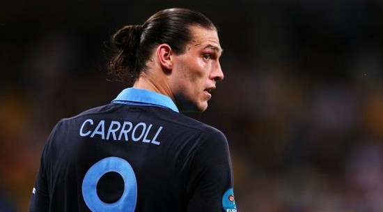 Hateley: Carroll should quit Liverpool for AC Milan