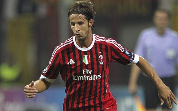 Thiago Silva's departure is a big blow to AC Milan, admits Antonini