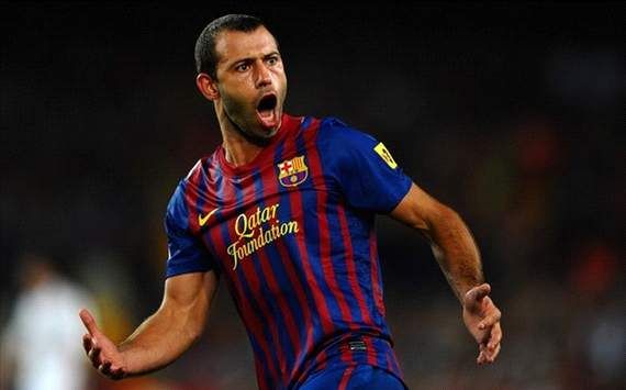 Mascherano pens Barcelona extension until 2016