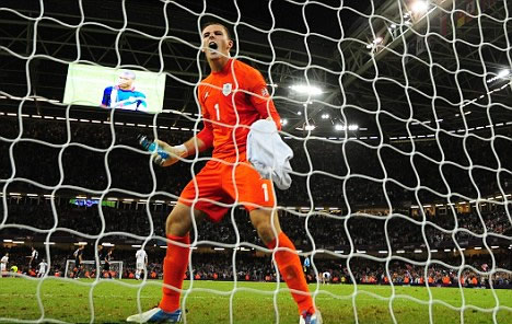 Butland set for England debut as Hart withdraws from squad... and injured Sturridge is out, too
