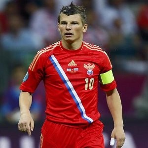 Capello keeps faith with Arshavin