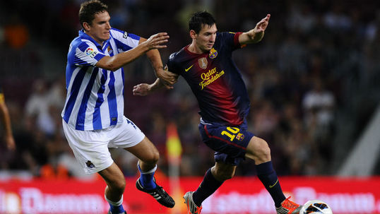 Messi at the double in Barca rout