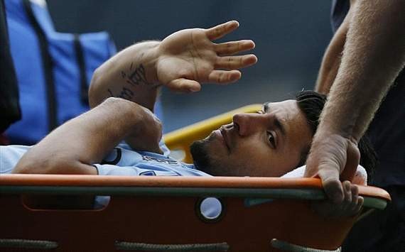 Aguero to return to Manchester City for further knee treatment
