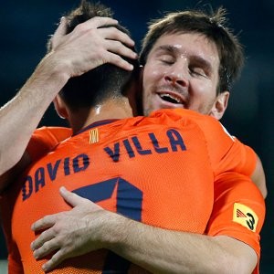 Real in worst start, Barca stay top