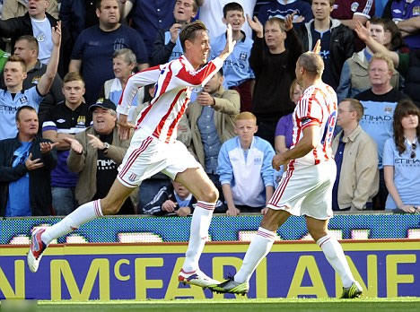 Crouch looking for England recall after being frozen out by Hodgson for Euros