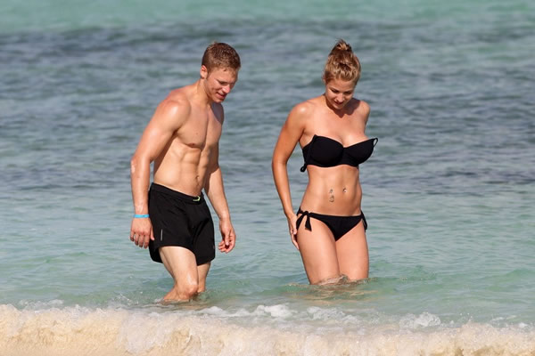 Cristiano Ronaldo's ex girlfriend Gemma Atkinson enjoy the seaside date with her boy friend Liam Richards