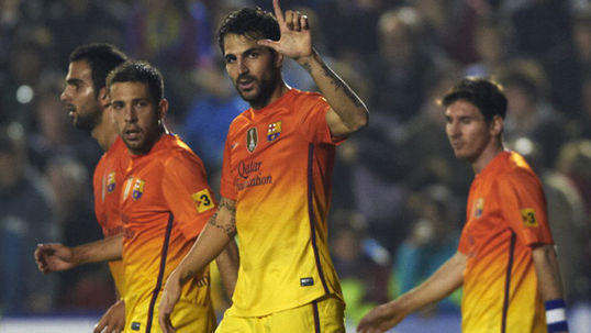 Barca cruise; Atletico keep pace